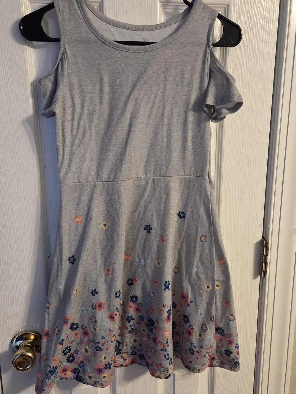 SO Girls Gray Favorite Skater Dress Cold Shoulder Floral Hem Size Large 10/12